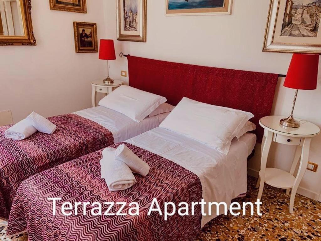 Grimaldi Apartments Cannaregio Венеция Екстериор снимка
