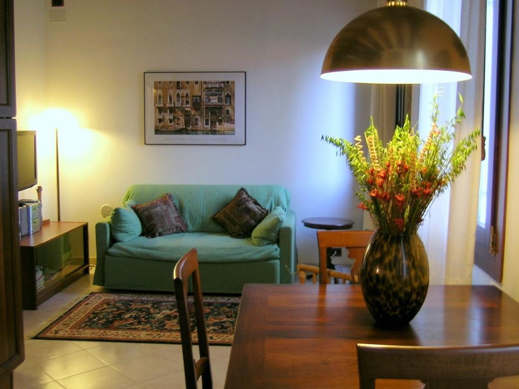 Grimaldi Apartments Cannaregio Венеция Екстериор снимка
